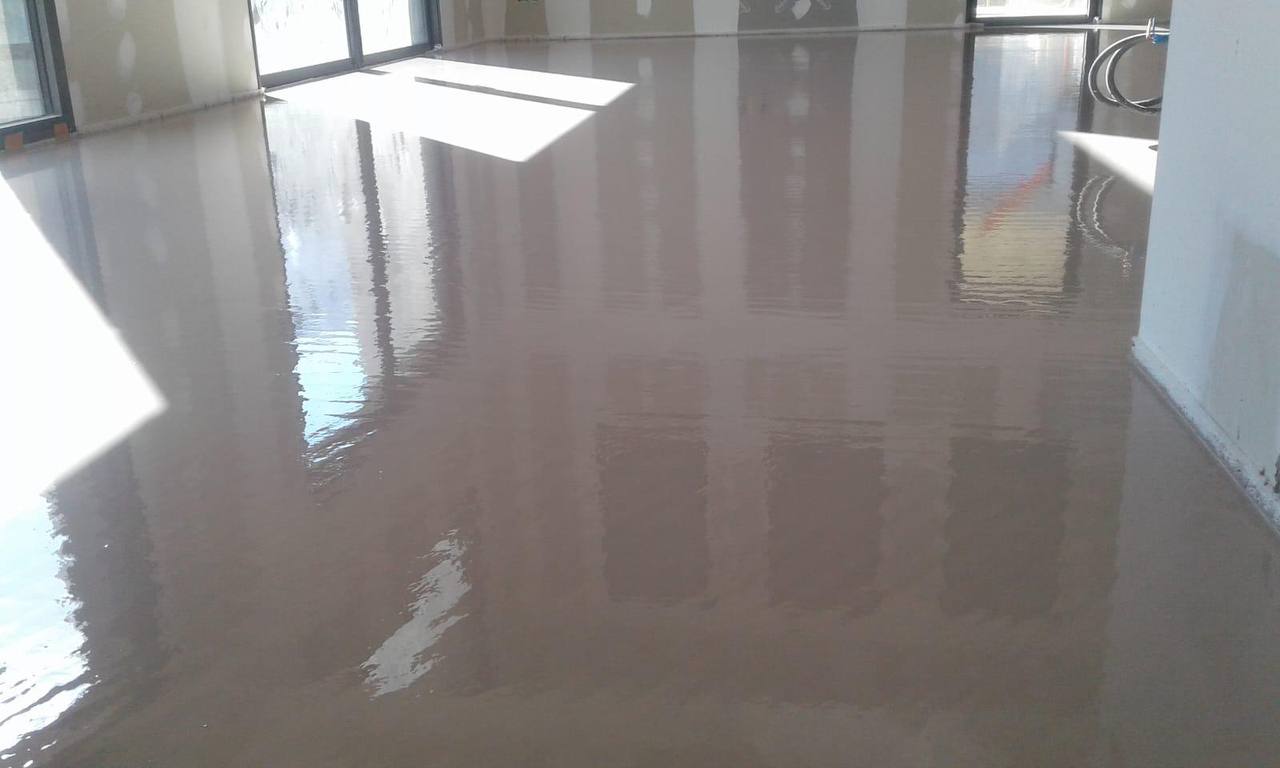 Chantier chape liquide